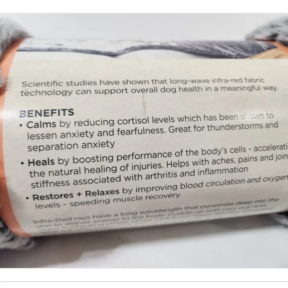 DGS Chill Kuzzi Far Infra Red Healing WELLNESS Dog Cat Blanket